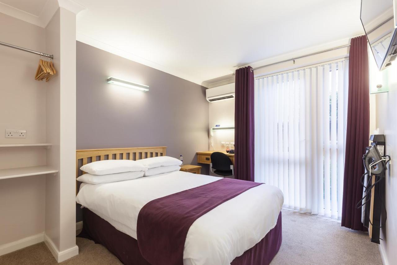 Lane End Hotel Хай Уикъмб Екстериор снимка
