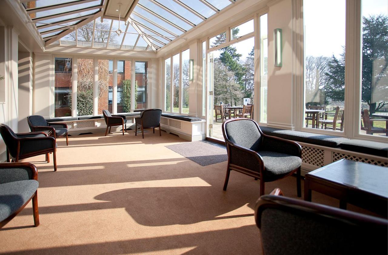 Lane End Hotel Хай Уикъмб Екстериор снимка